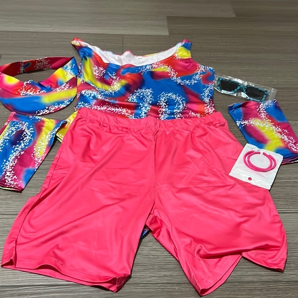 Bodysuit and shorts 80’s Outfit